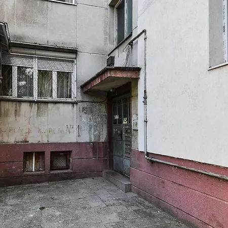 Tiny 'N Cozy 1Br Flat With Parking Close To Center