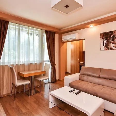 Tiny 'N Cozy 1Br Flat With Parking Close To Center Varna