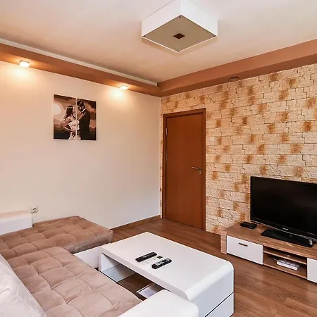 Appartement Tiny 'N Cozy 1Br Flat With Parking Close To Center